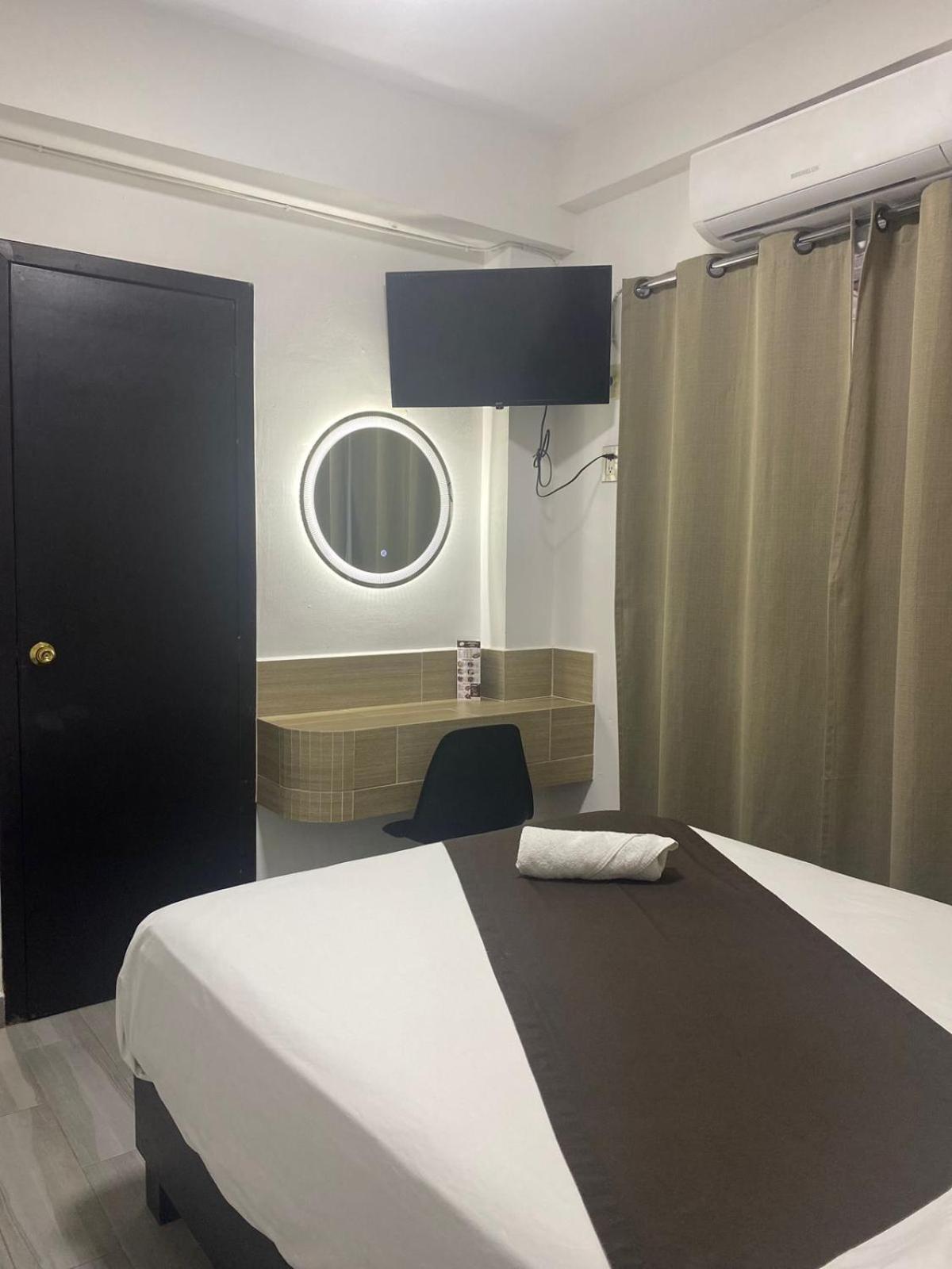 Don Celes Hotel Paraiso Ngoại thất bức ảnh